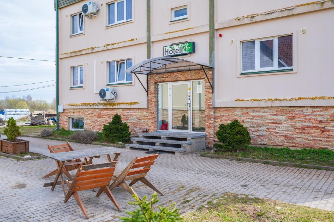 Kambja Kodud Hotel Buitenkant foto